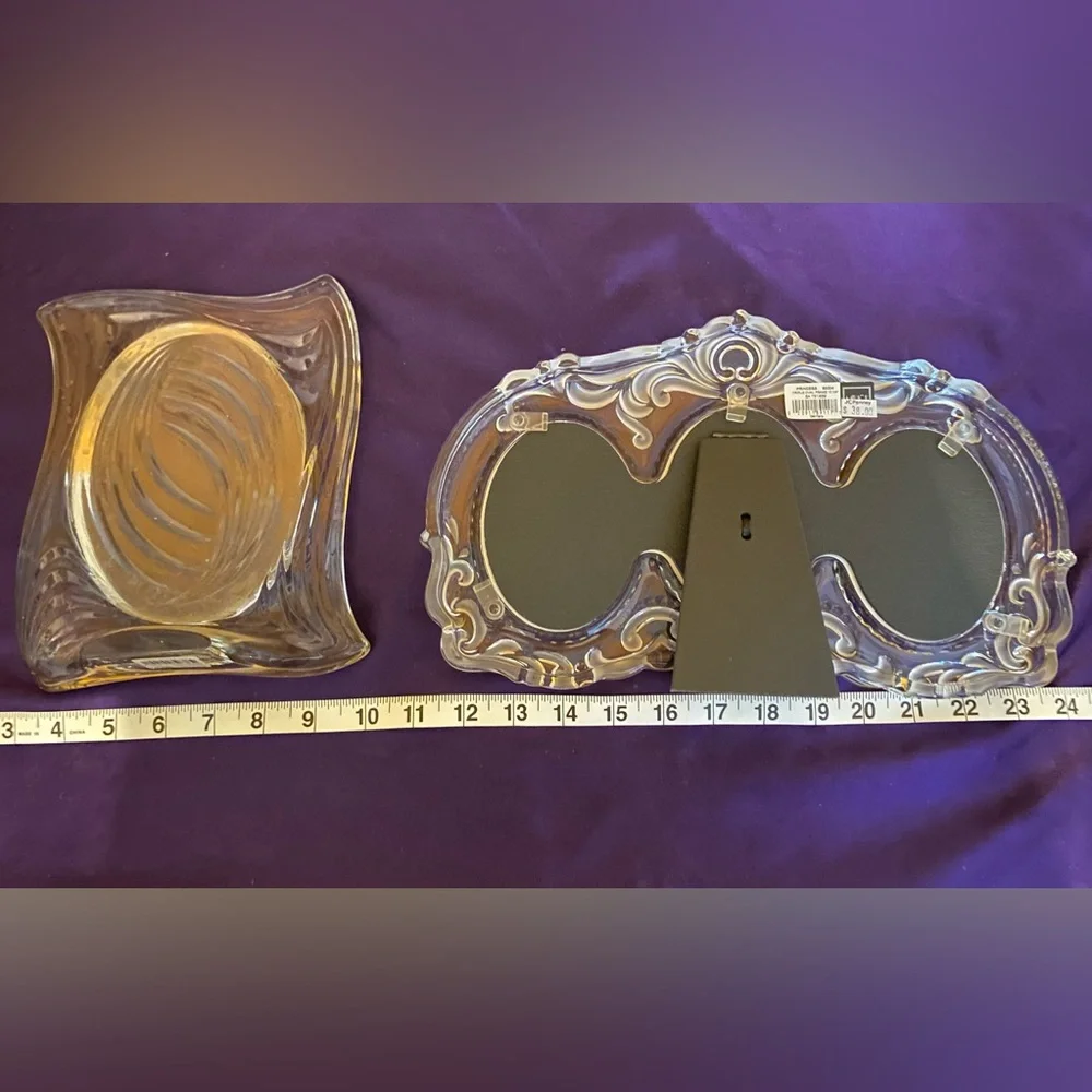 2 Elegant Mikasa Vintage picture frames PERFECT No cracks chips or flaws 😍😍😍 - Picture 4 of 11